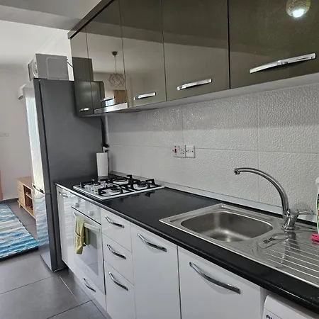 1-bedroom In Royal Sun With A Stunning View